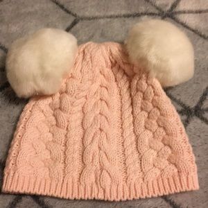 Babygap pom pom hat